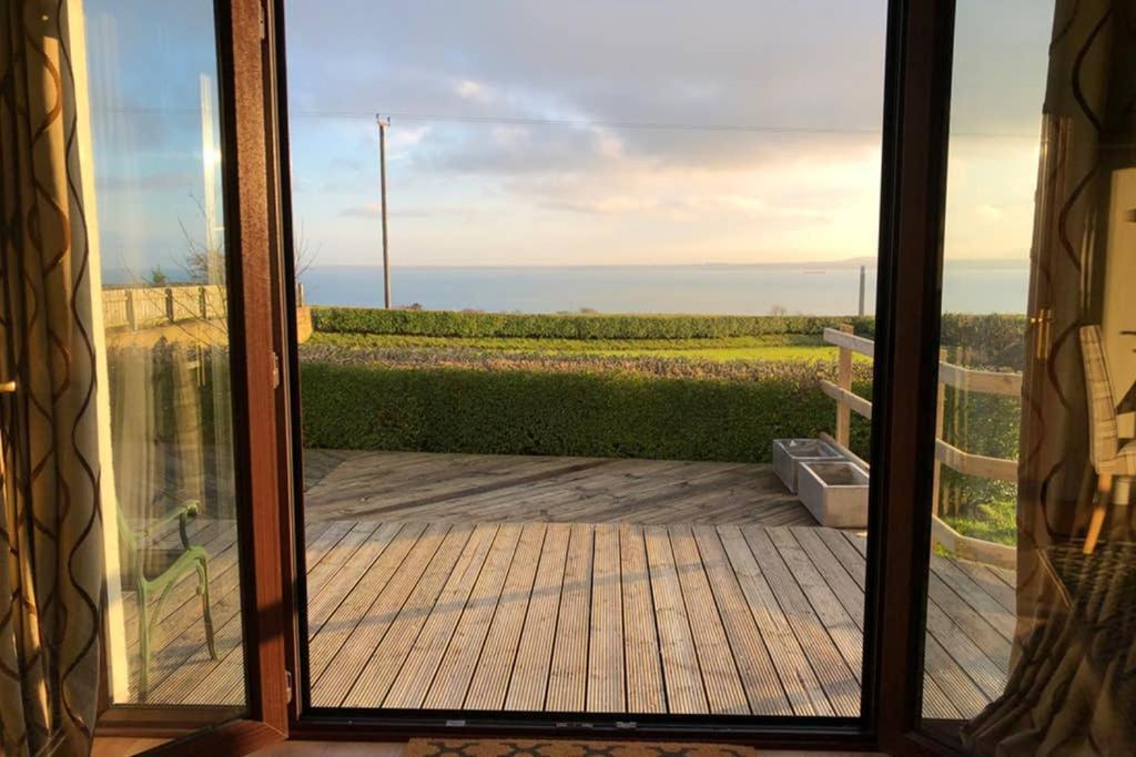 Whitehead Holiday Cottage Exterior photo